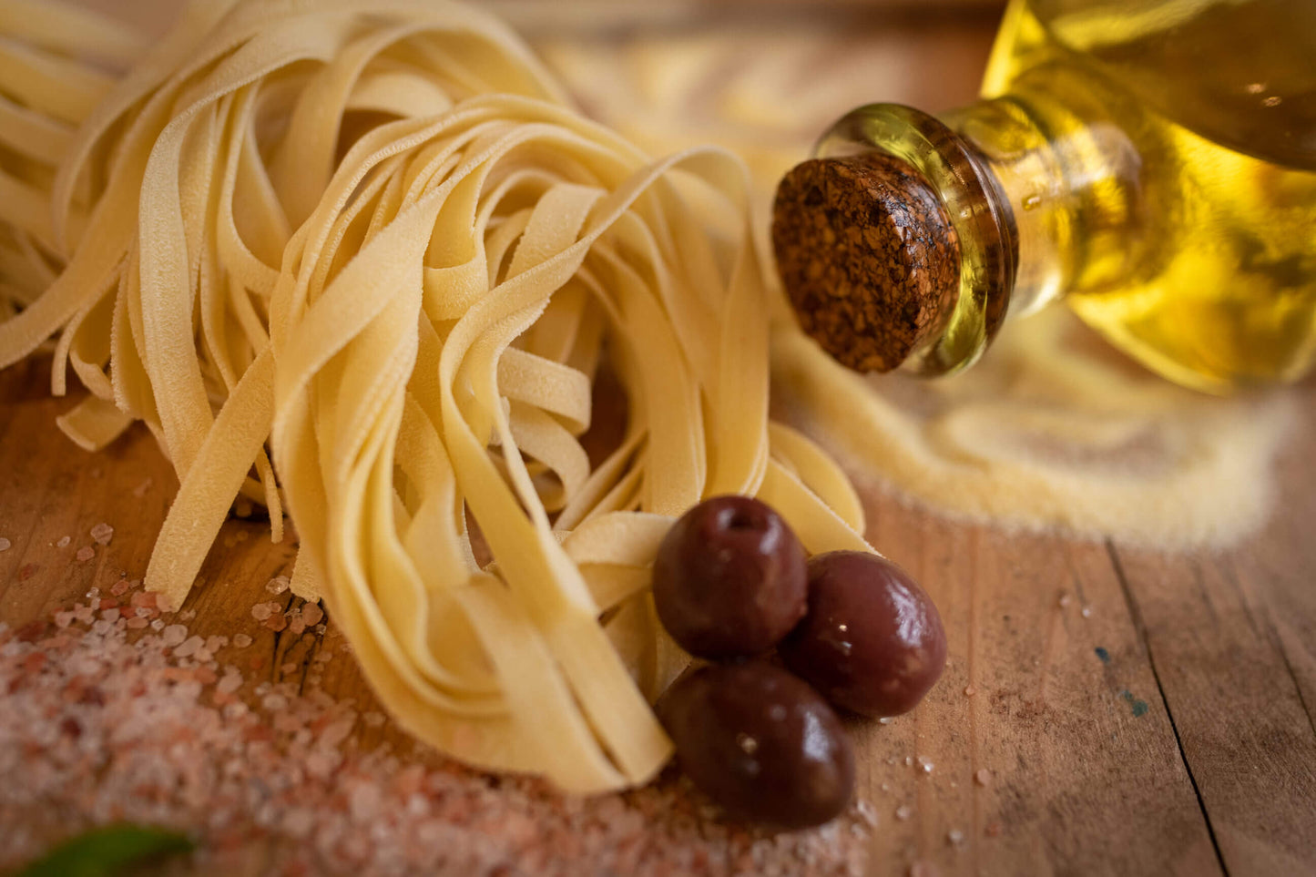 Tagliatelle proaspete