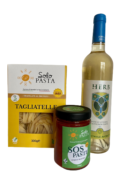 Pachet Tagliatelle uscate, sos paste roșii și busuioc, vin alb sec Domeniile Averești