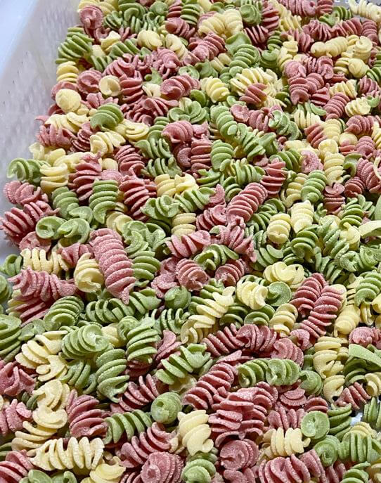 Fusilli uscate colorate
